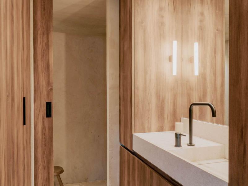 Stylishly Renovated Townhouse in Es Llombards , 