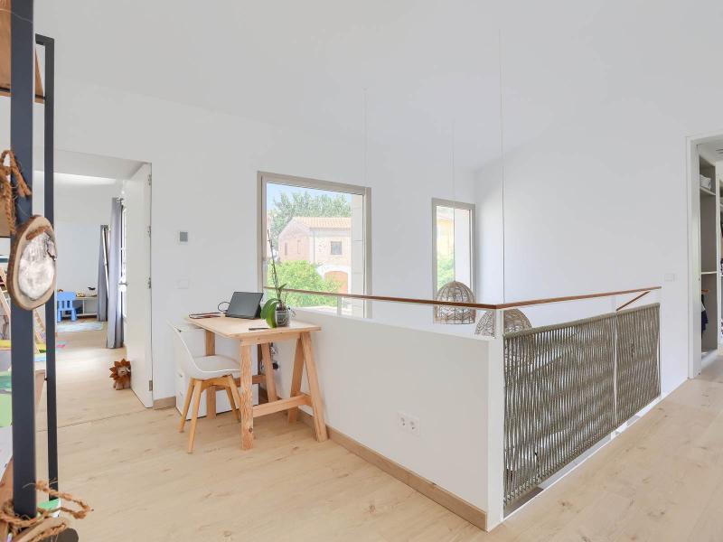 Elegant Renovated Villa for Sale in Calvià , 