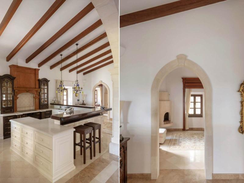 Beachfront Villa for Sale in Alcúdia – Mallorca , Alcudia Area 