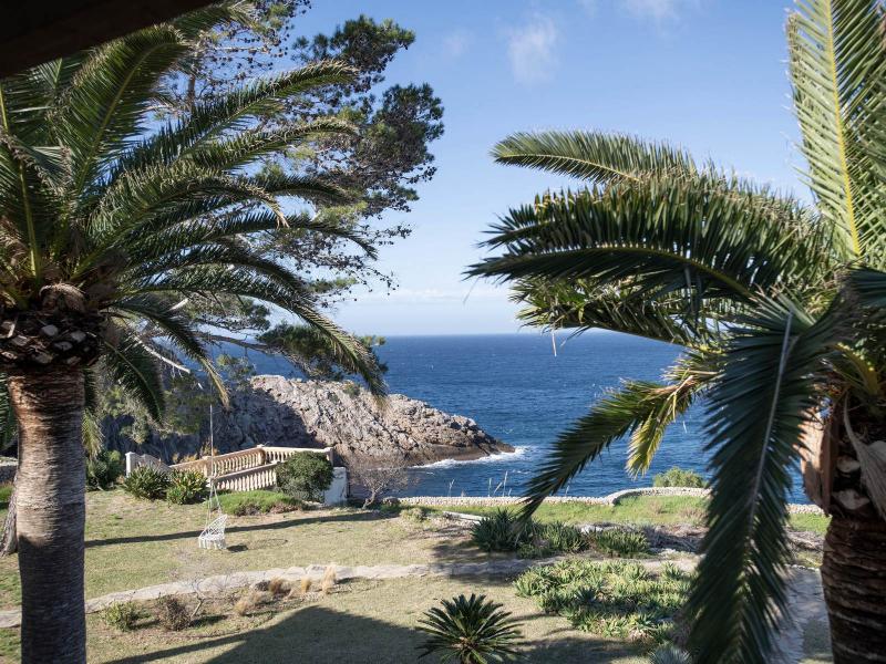 Luxury Seafront Villa for Sale in Banyalbufar – Mallorca , Bañalbufar 