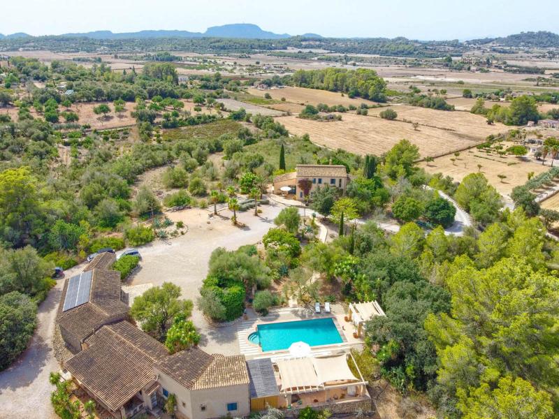 Private Villa with Guest Houses , 