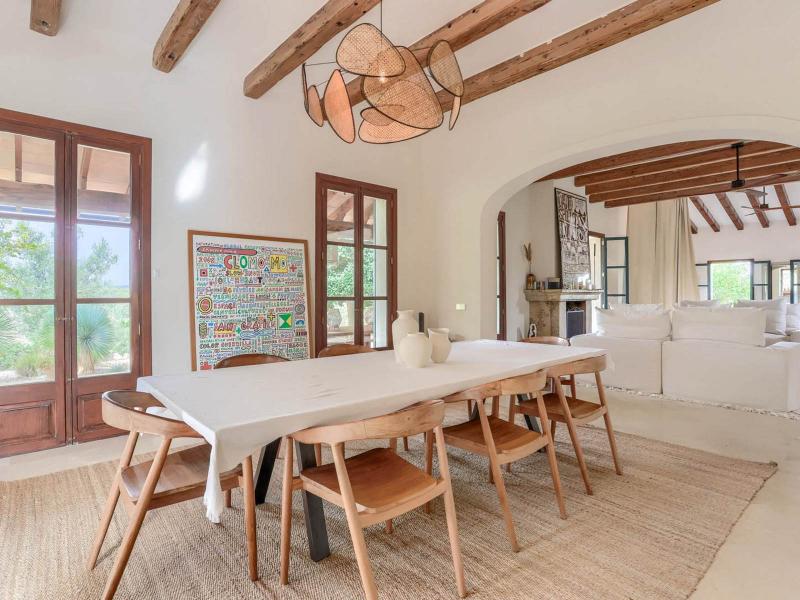 Private Villa with Guest Houses , 