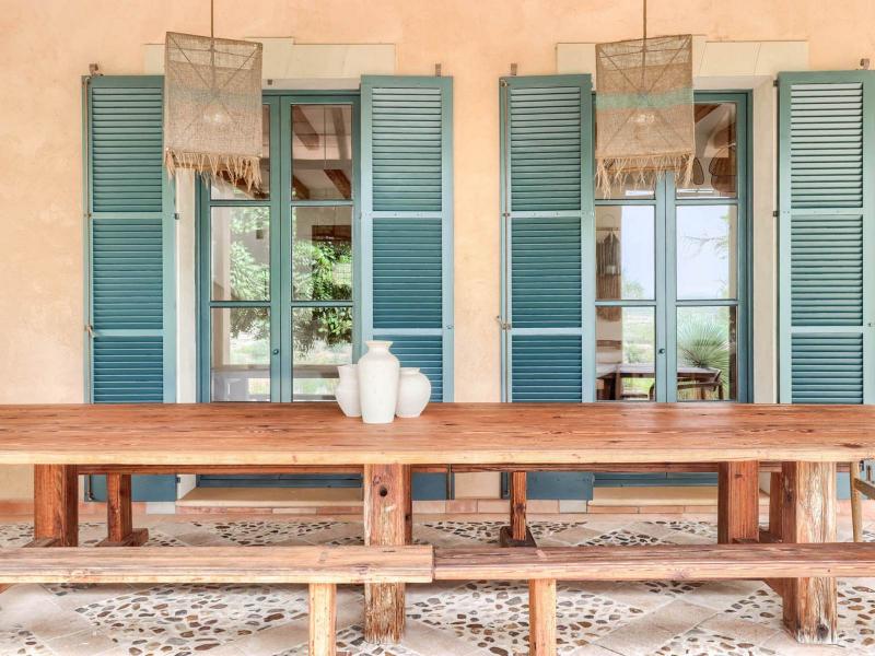Private Villa with Guest Houses , 