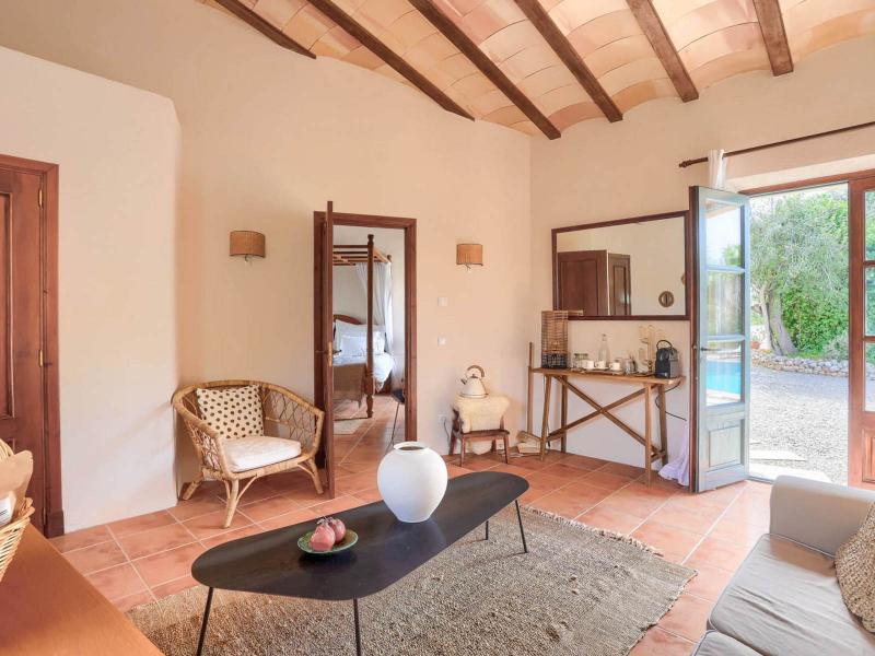 Private Villa with Guest Houses , 