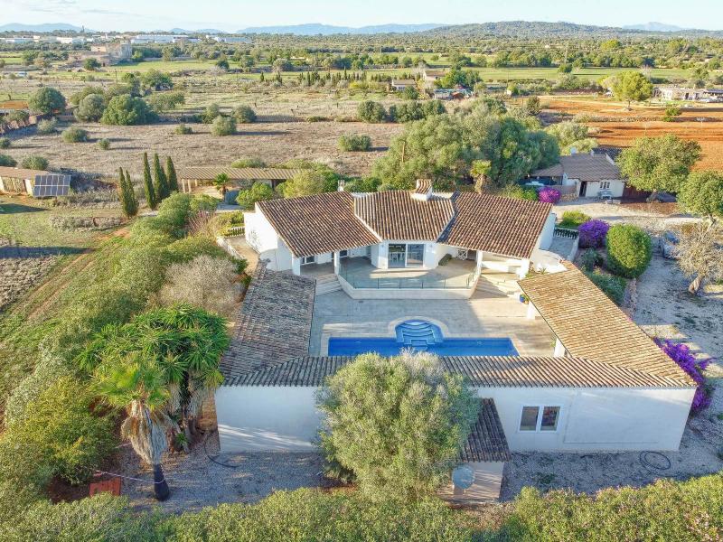 Country house for sale in Llucmajor , 