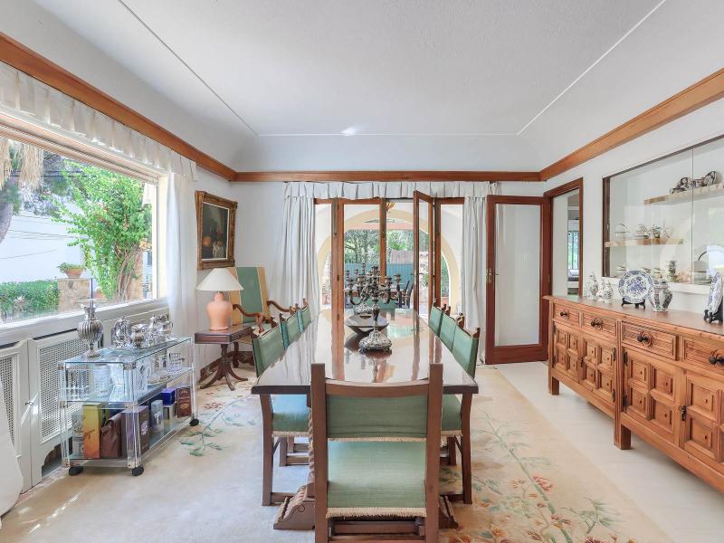 Villa for sale in Bendinat - , 