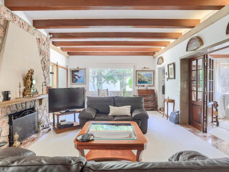 Villa for sale in Bendinat - , 