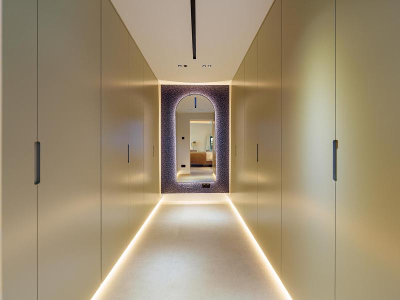Contemporary Luxury Villa for Sale Near Puerto Banús, Marbella , Nueva Andalucia , Puerto Banus 