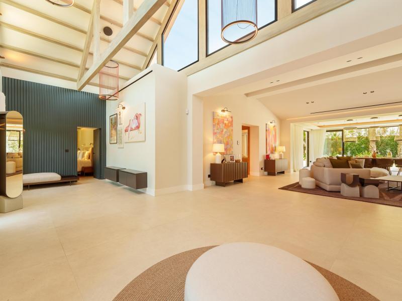 Contemporary Luxury Villa for Sale Near Puerto Banús, Marbella , Nueva Andalucia , Puerto Banus 