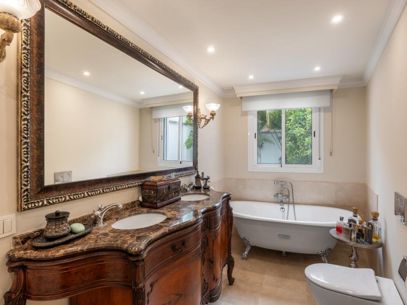 Luxury Townhouse for Sale in Marbella Old Town , Marbella 
