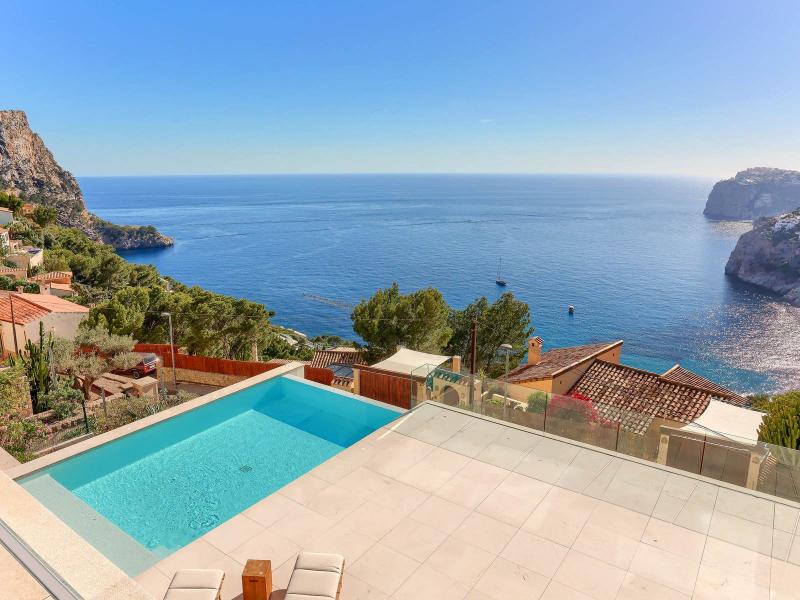 Spectacular Contemporary Villa for Sale in Cala Llamp , Port Andratx 