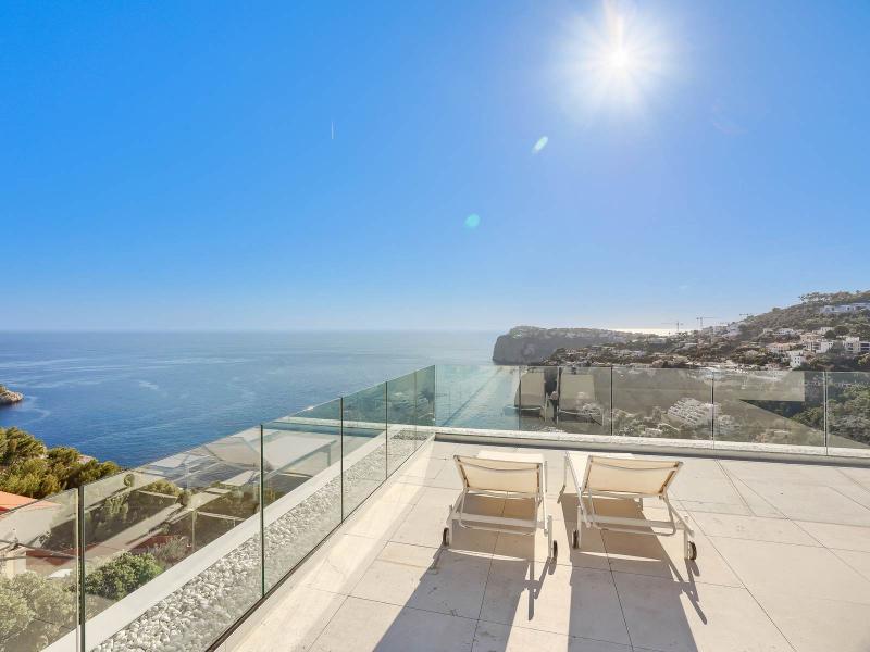 Spectacular Contemporary Villa for Sale in Cala Llamp , Port Andratx 