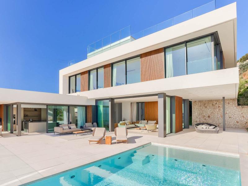 Spectacular Contemporary Villa for Sale in Cala Llamp , Port Andratx 
