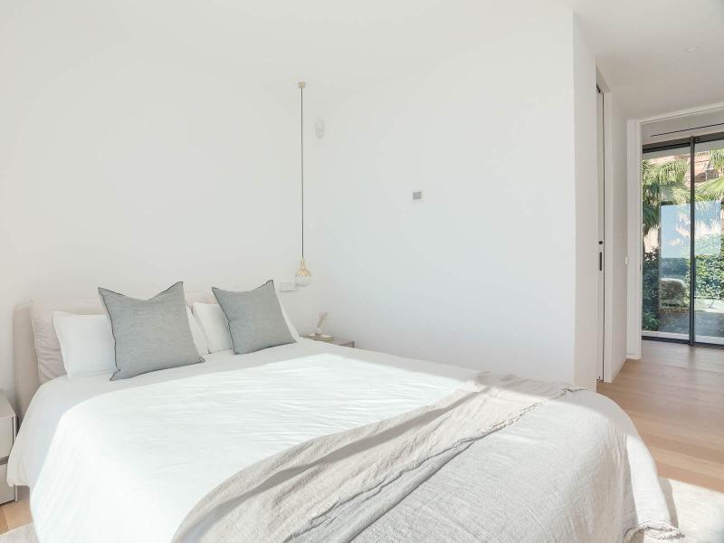 Spectacular Contemporary Villa for Sale in Cala Llamp , Port Andratx 