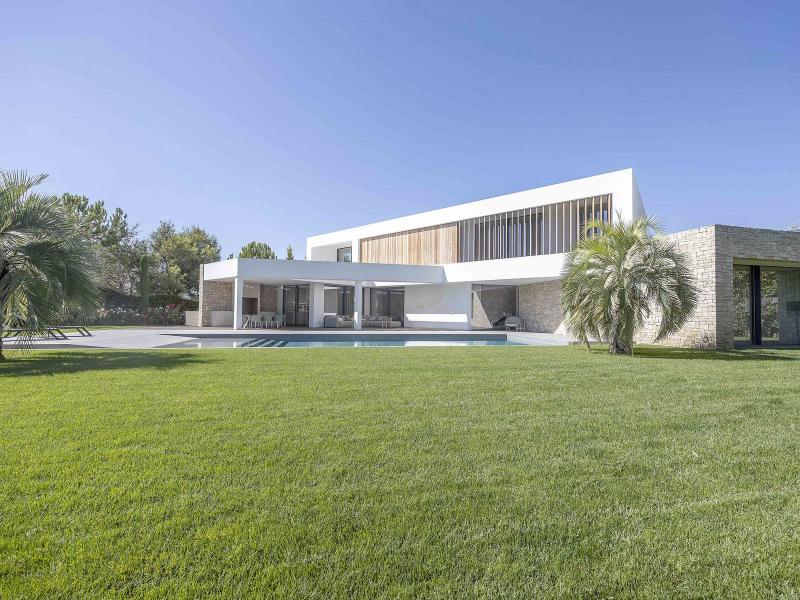 Luxury Villa for Sale on Escorpión Golf Course , Valencia 