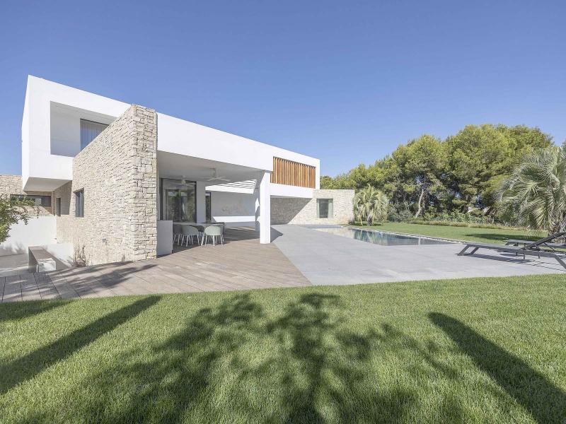 Luxury Villa for Sale on Escorpión Golf Course , Valencia 