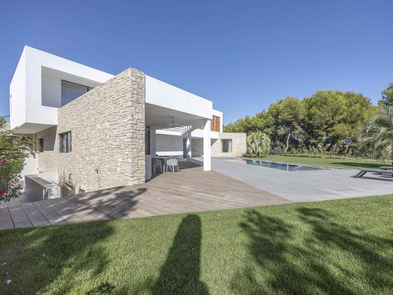 Luxury Villa for Sale on Escorpión Golf Course , Valencia 
