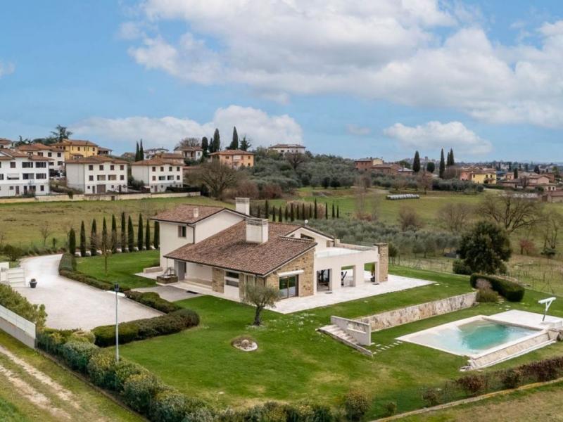 Luxury Eco Villa with Infinity Bio Pool and Olive Grove , Tuscany 