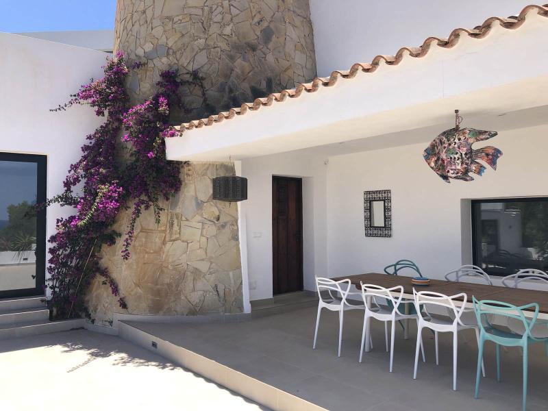 Renovated Luxury Villa for Sale in Cala Molí, Ibiza , Sant Josep de sa Talaia, 