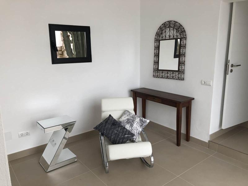 Renovated Luxury Villa for Sale in Cala Molí, Ibiza , Sant Josep de sa Talaia, 