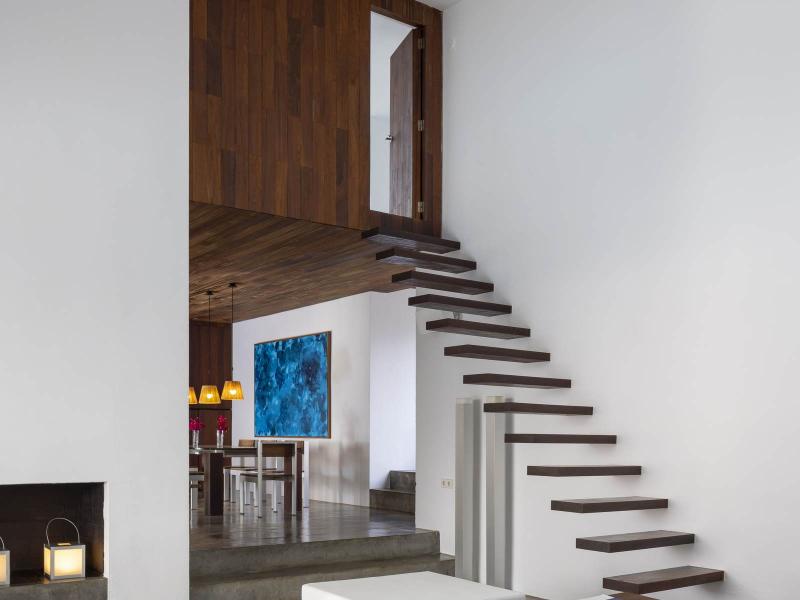 Minimalist 7-Bedroom Sea View Villa , North 