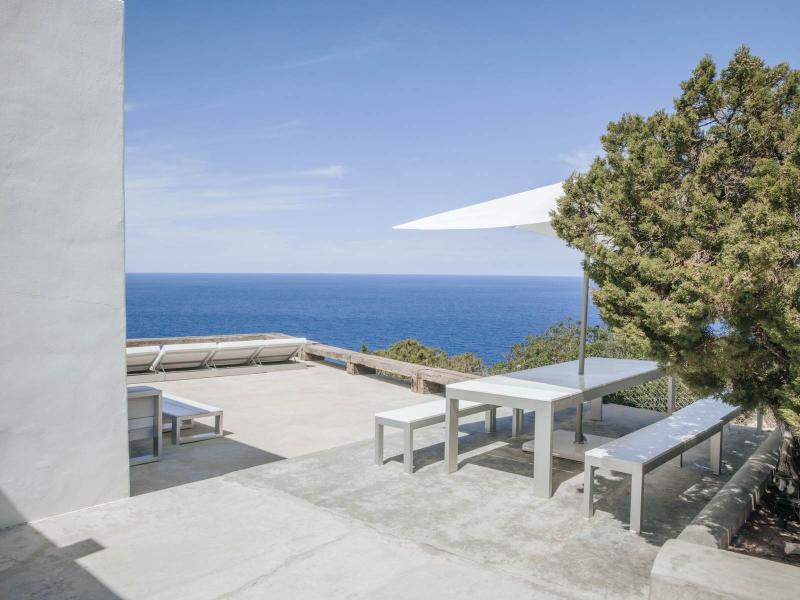 Minimalist 7-Bedroom Sea View Villa , North 