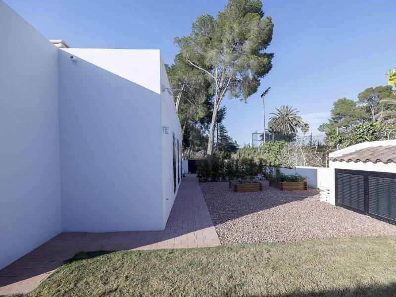 Villa for sale in La Eliana - Valencia , Valencia 