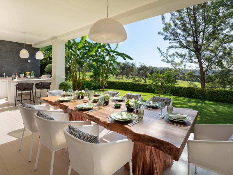 Luxury Villa for Sale in Aloha, Marbella Golf Valley , Nueva Andalucia 