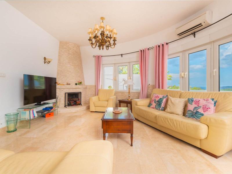 Villa for Sale in Cala Vadella , Sant Josep de sa Talaia 