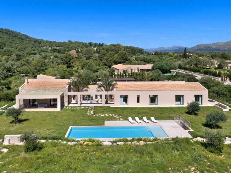 New-Build Luxury Villa for Sale in Canyamel , East 