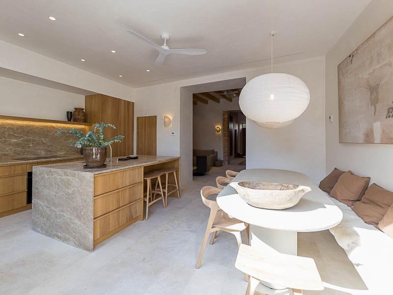 Luxury Townhouse for Sale in Alaró Mallorca , Central 