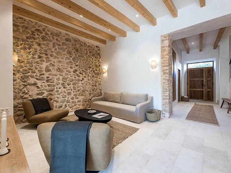 Luxury Townhouse for Sale in Alaró Mallorca , Central 