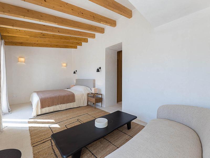 Luxury Townhouse for Sale in Alaró Mallorca , Central 