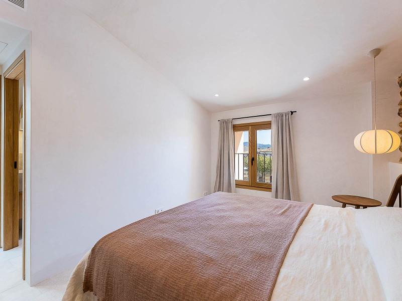 Luxury Townhouse for Sale in Alaró Mallorca , Central 