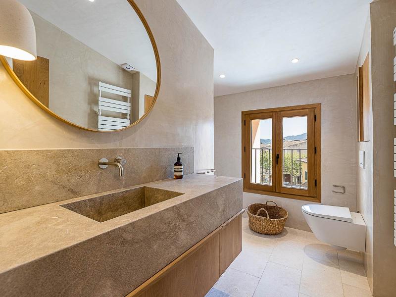 Luxury Townhouse for Sale in Alaró Mallorca , Central 