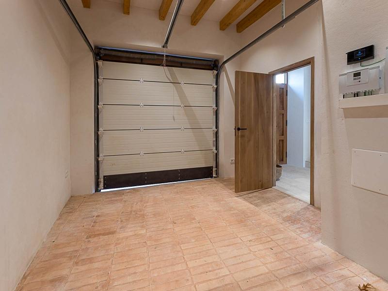 Luxury Townhouse for Sale in Alaró Mallorca , Central 