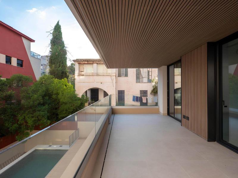 Contemporary Apartment for Sale in Mallorca with Spacious Private Terraces , Palma 