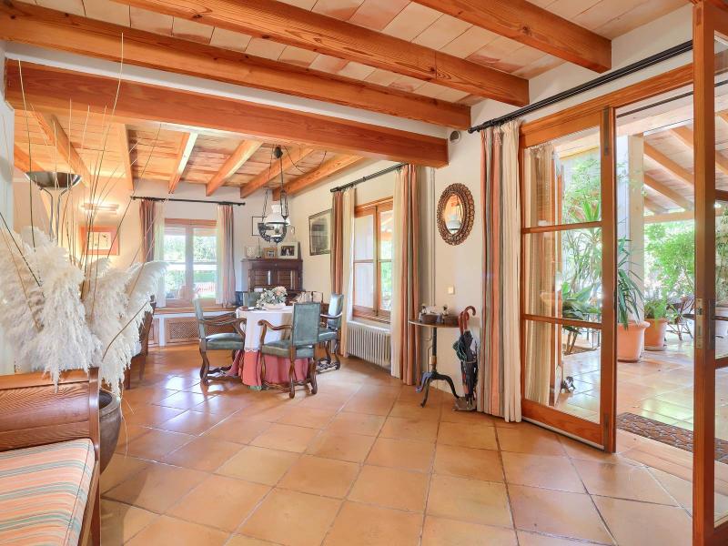 Luxury Finca for Sale in Santa Maria Mallorca , Central 