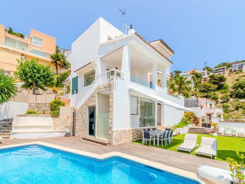 Modern Villa with Panoramic Sea Views in Levantina, Sitges , Sitges 