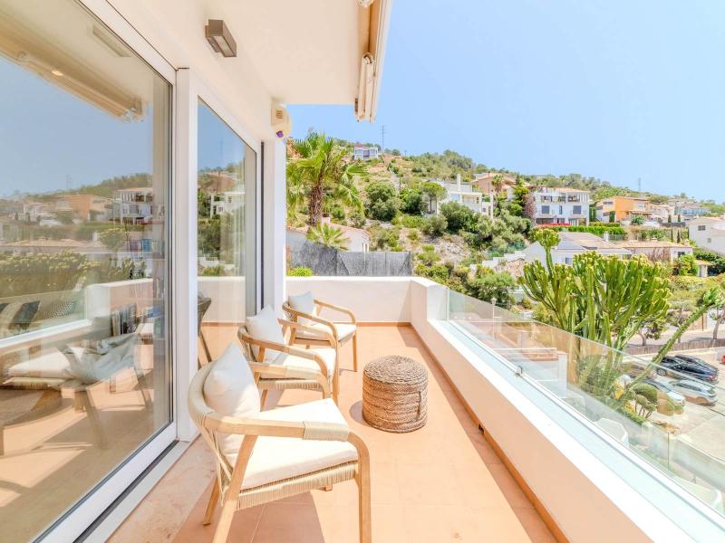 Modern Villa with Panoramic Sea Views in Levantina, Sitges , Sitges 