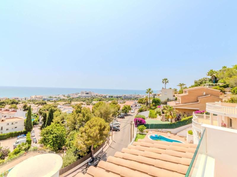 Modern Villa with Panoramic Sea Views in Levantina, Sitges , Sitges 