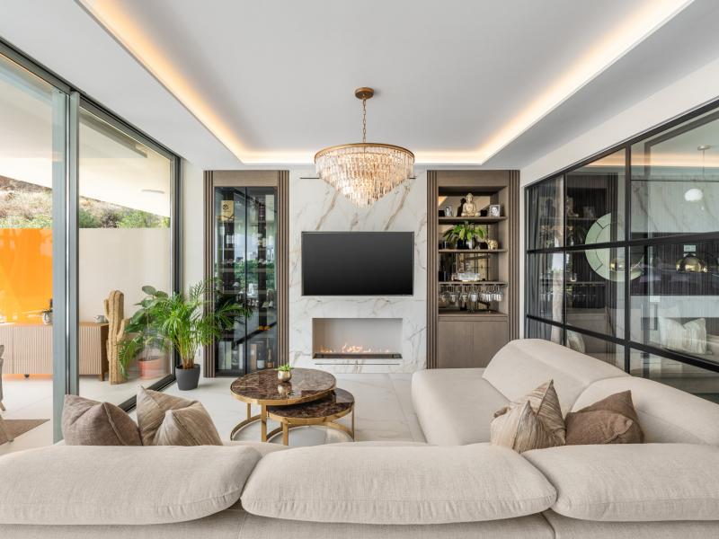 Luxury 3-Bedroom Apartment with Private Pool , Mijas 