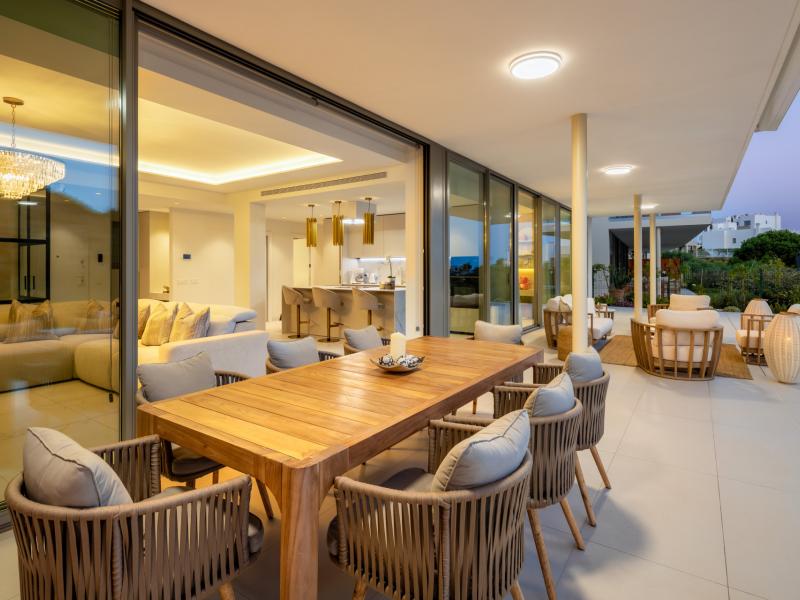 Luxury 3-Bedroom Apartment with Private Pool , Mijas 