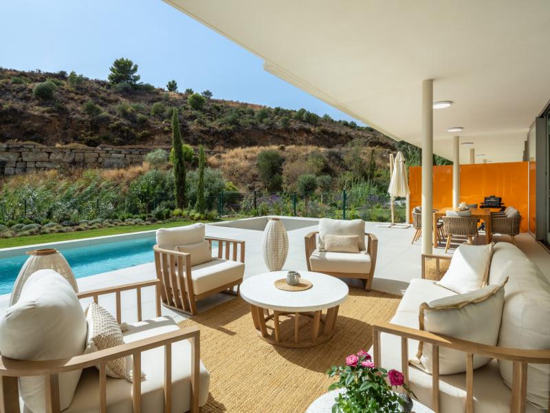 Luxury 3-Bedroom Apartment with Private Pool , Mijas 