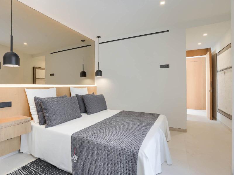 Luxury Seafront Apartments , 