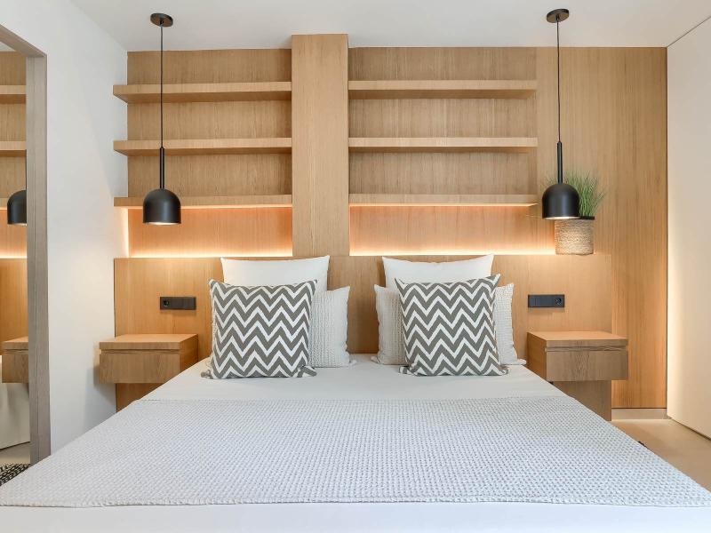 Luxury Seafront Apartments , 
