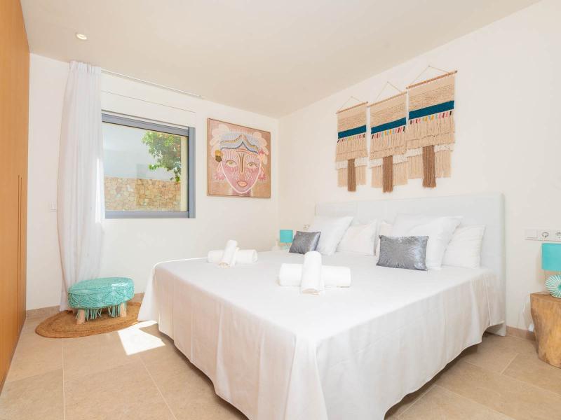 Contemporary Luxury Villa for Sale in Ibiza , Sant Josep de sa Talaia 