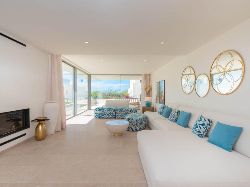 Contemporary Luxury Villa , San Jose 