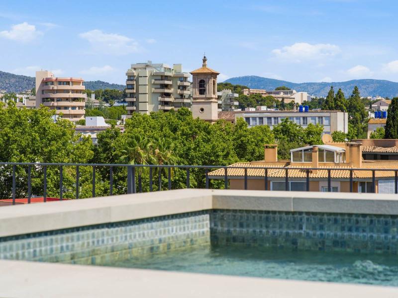 Luxury Penthouse for Sale in Mallorca with Private Rooftop Pool , Palma 