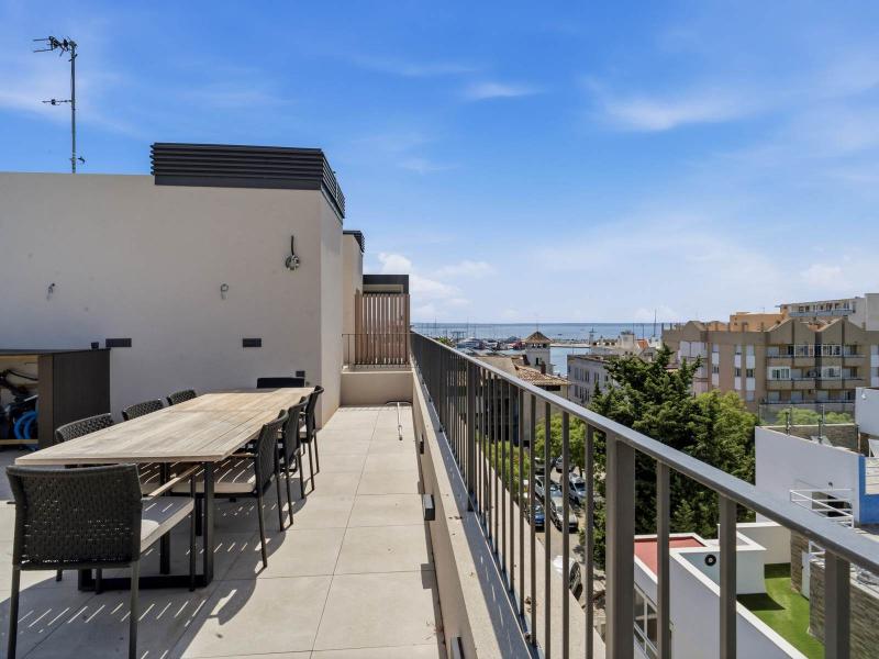Luxury Penthouse for Sale in Mallorca with Private Rooftop Pool , Palma 